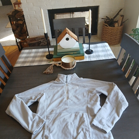Womans North Face Light Gray Pullover Fleece Nwot Size M - Picture 2 of 6